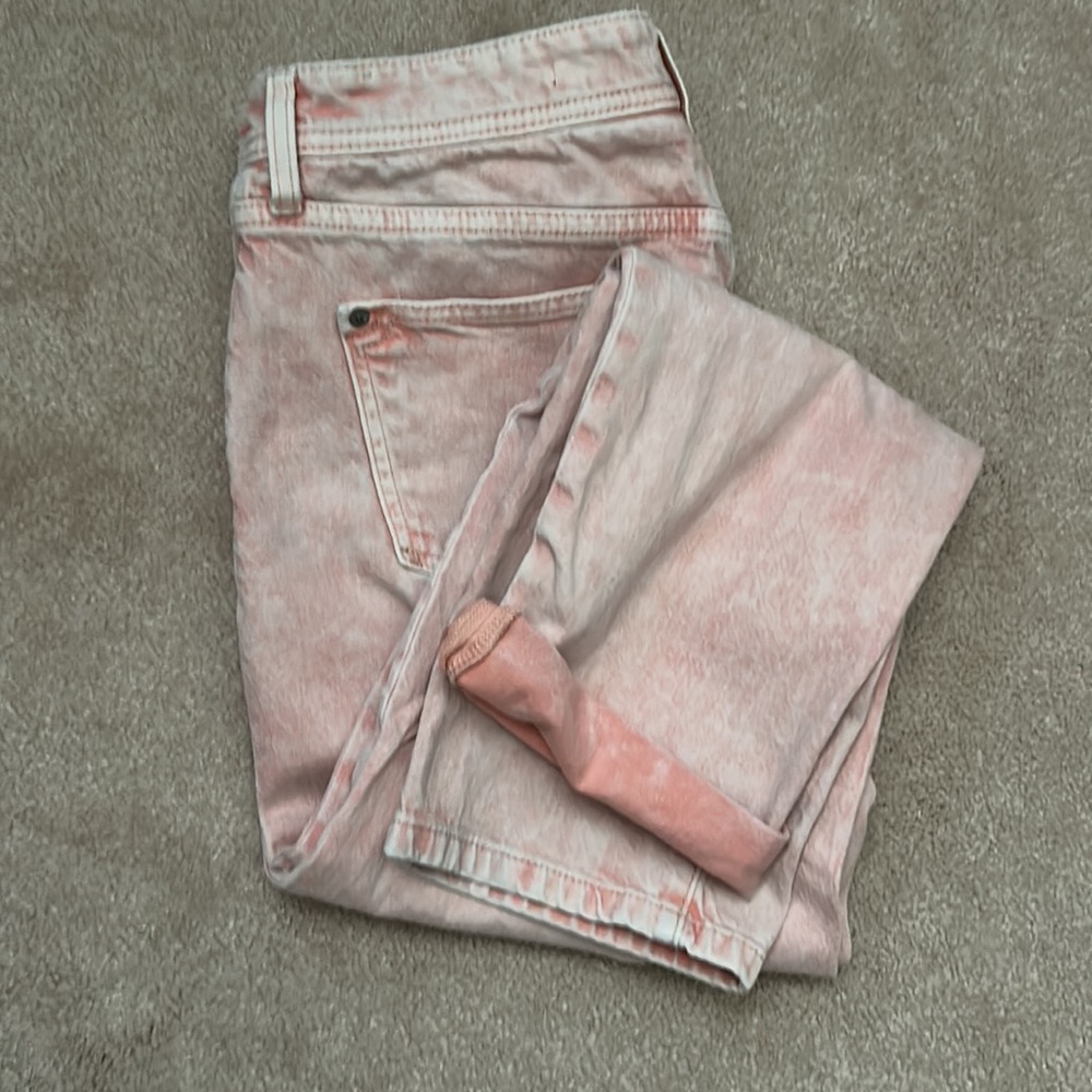 Anthropologie Pilcro slim boyfriend jeans in pink wash size 27